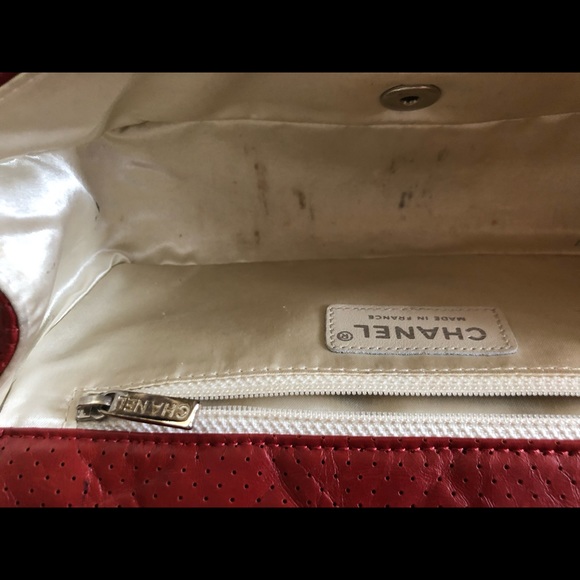 CHANEL RED 2.55 TIMELESS DOUBLE SILVER CHAIN BAG perforated leather - Picture 5 of 12
